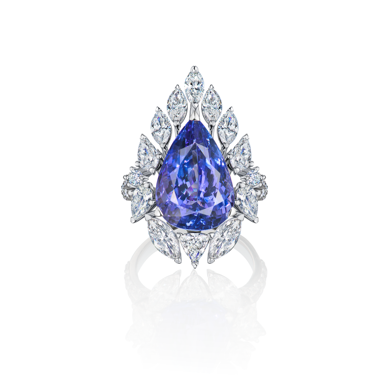 Кольцо с танзанитом и бриллиантами