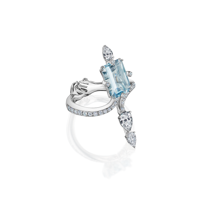 Кольцо с аквамарином и бриллиантами