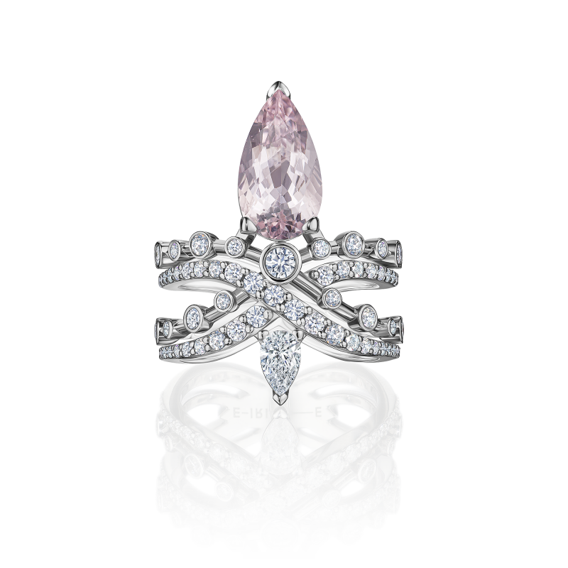 Кольцо с морганитом и бриллиантами